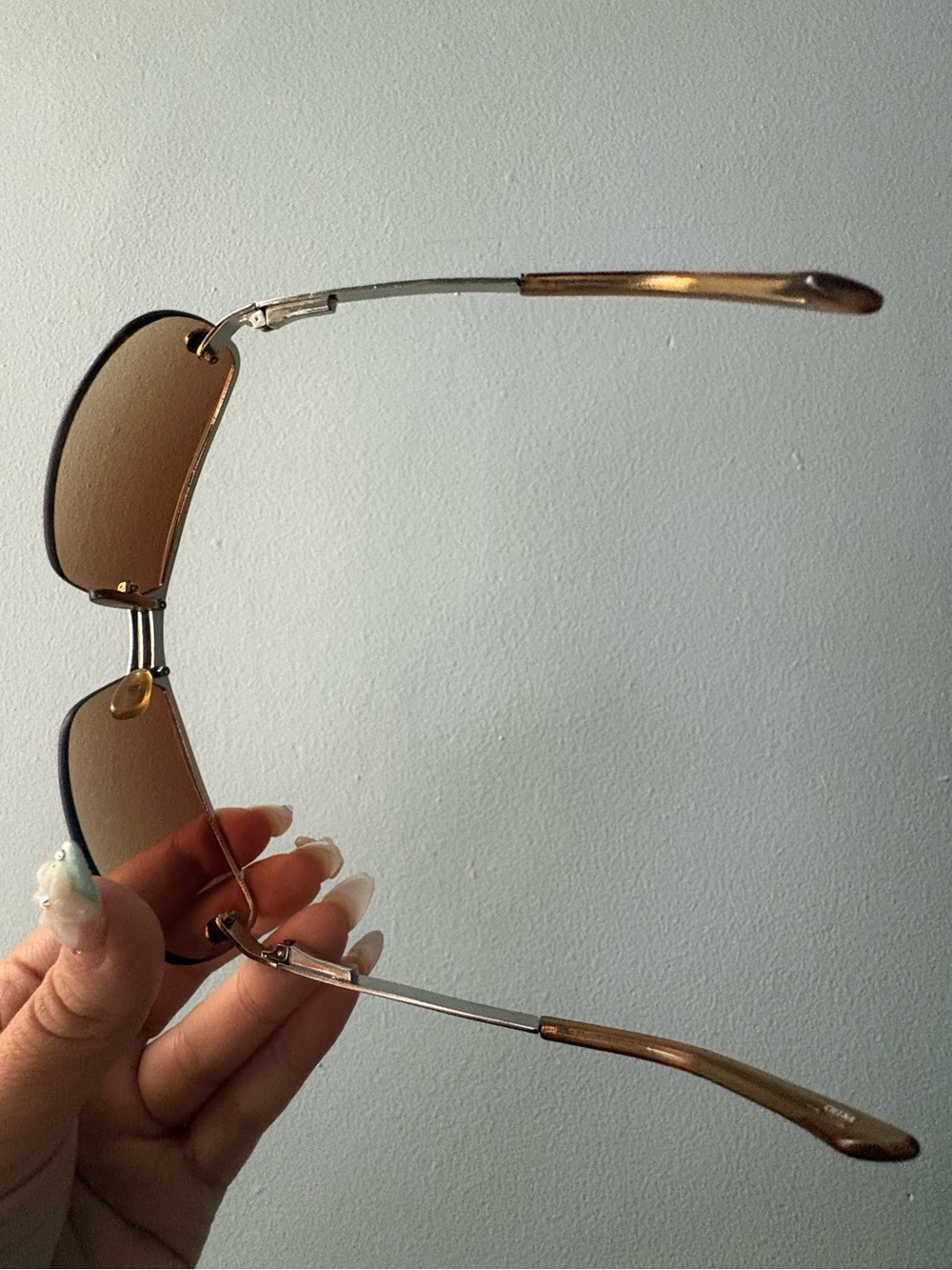Brown Tinted Trendy Sunglasses ๐ - Picture 3 of 4